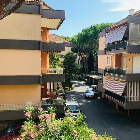 Διαμέρισμα L'eden Park /6 *